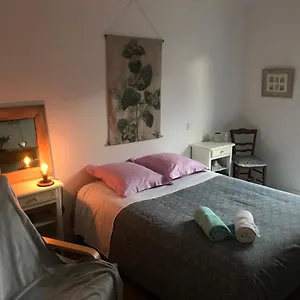 Petite Halte à De Bretagne Couette-café Montauban-de-Bretagne
